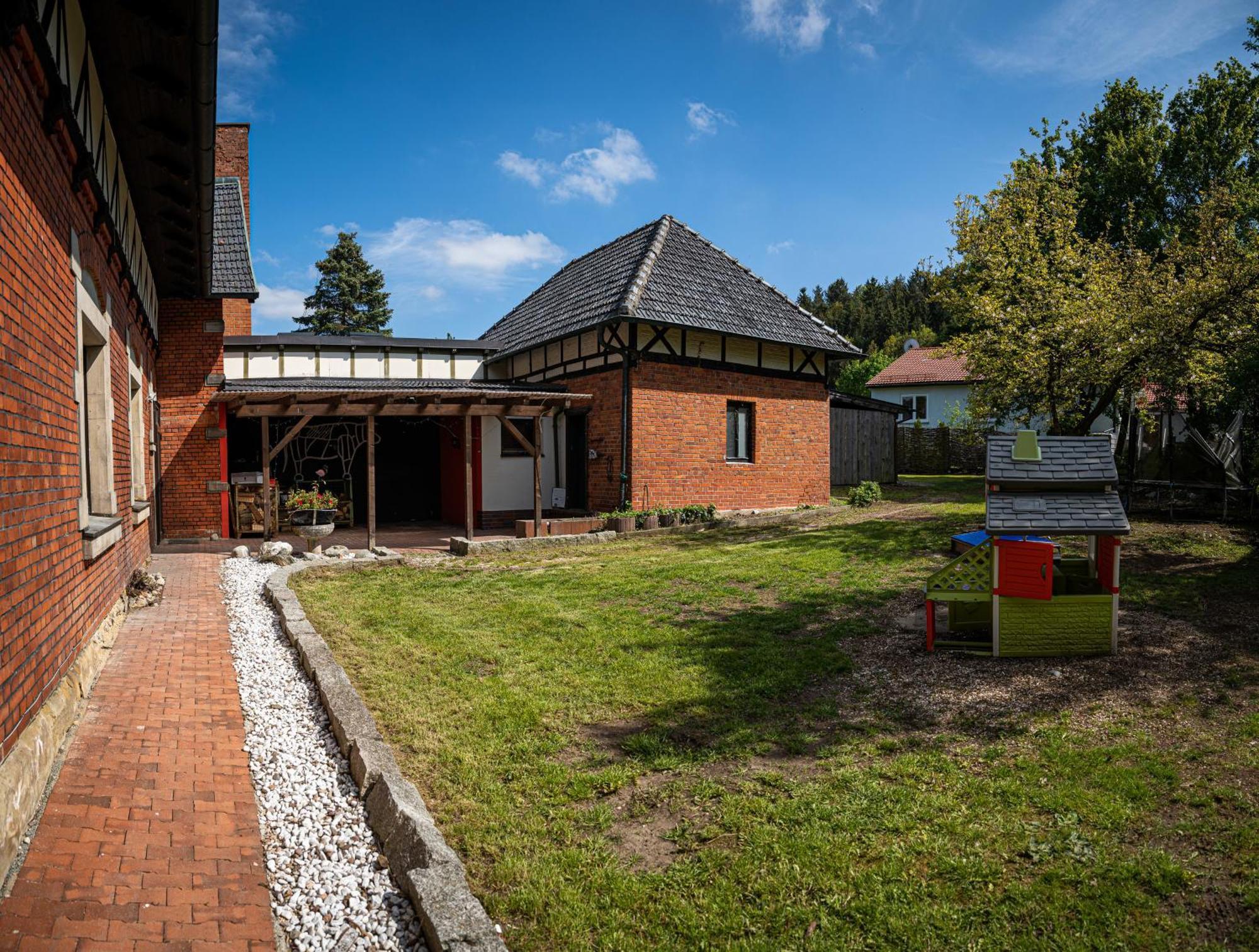 Alte Schule Spittelstein 1Og Rechts Daire Rödental Dış mekan fotoğraf